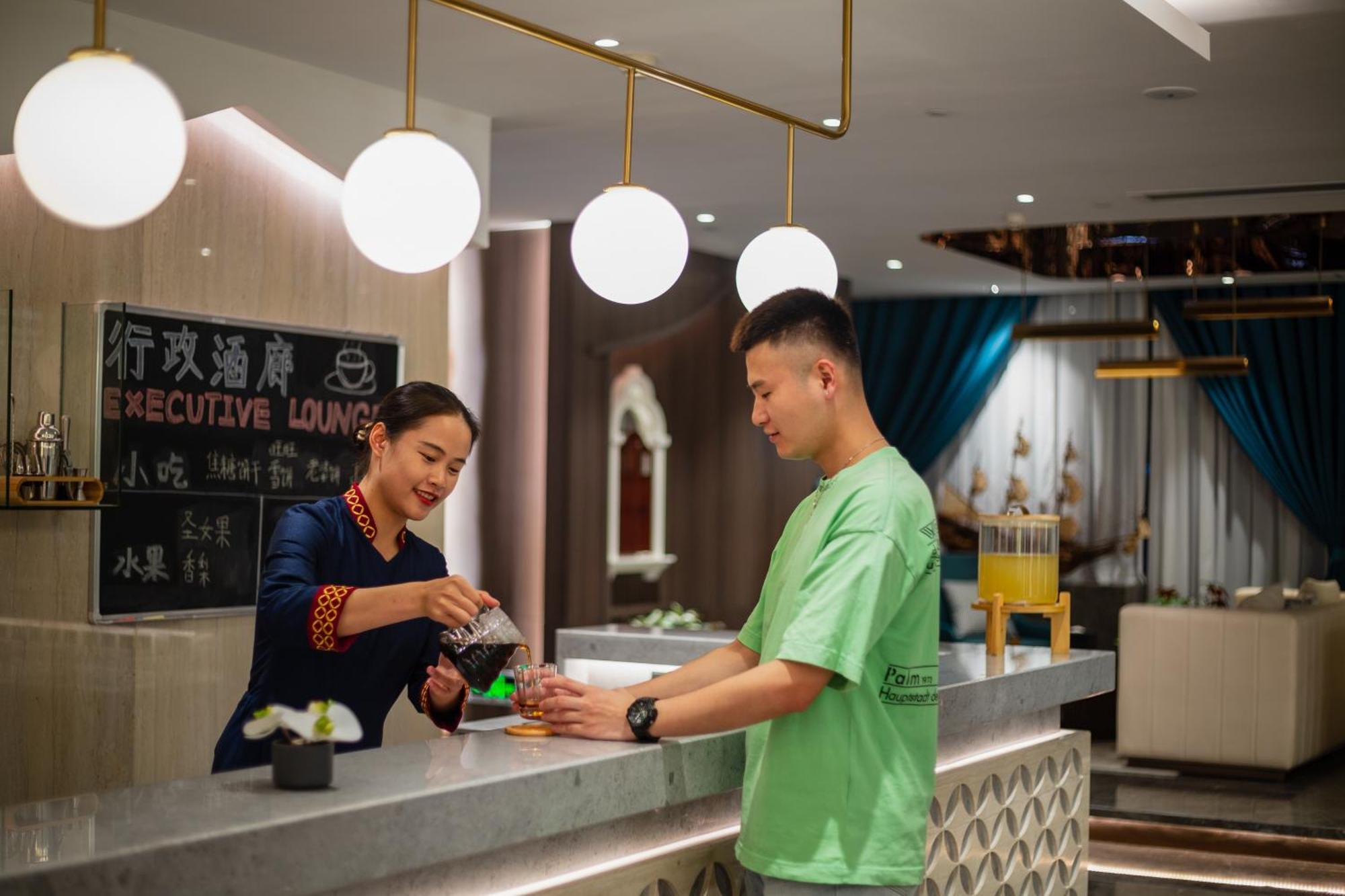 Guangzhou Wogo Yuanbao Hotel-Zhujiang New Town-Free Canton Fair Shuttle Bus & Overseas Buyer Registration Services エクステリア 写真